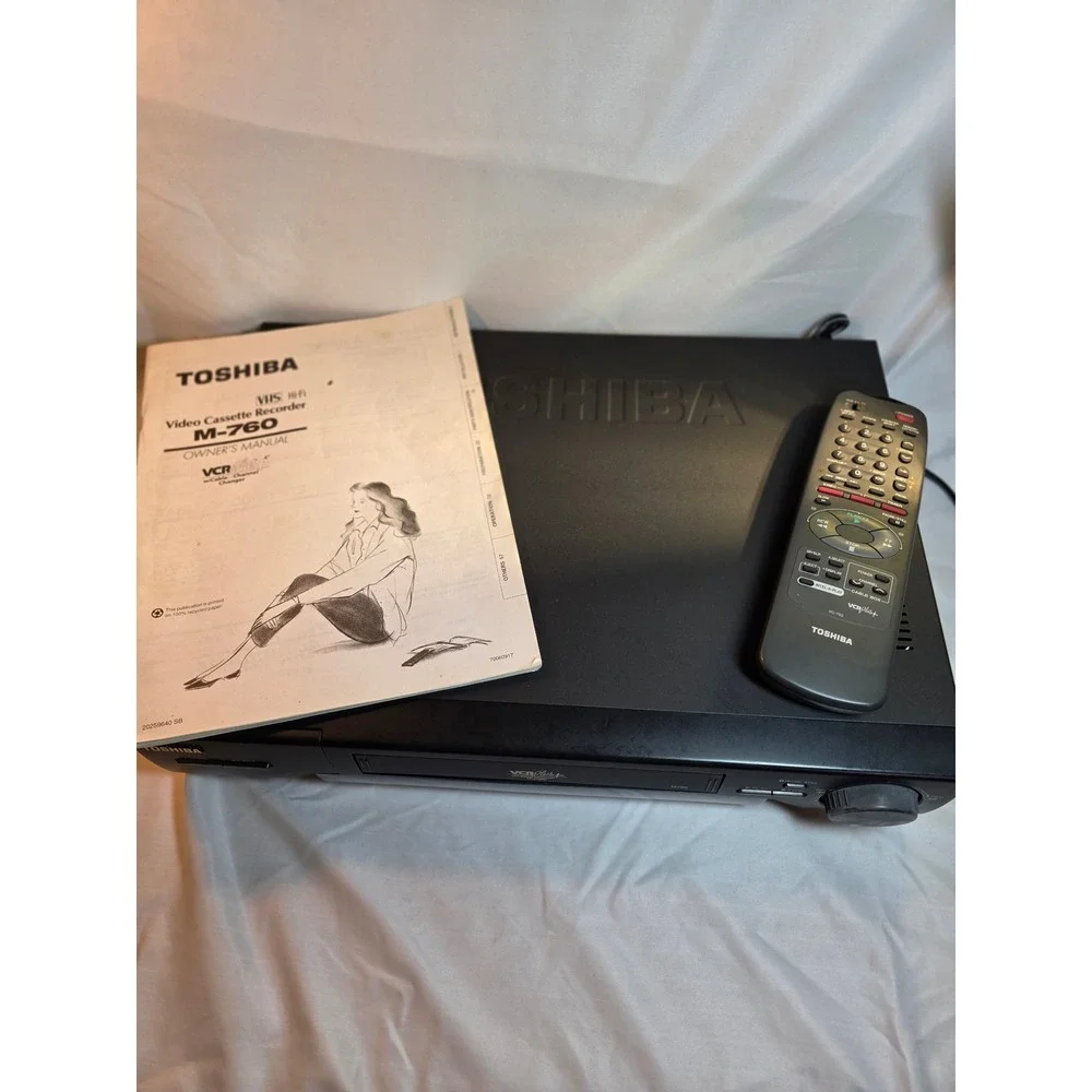 Toshiba M-760 VHS Hi-Fi VCR 6-Head Video Cassette Recorder with Remote & Manual